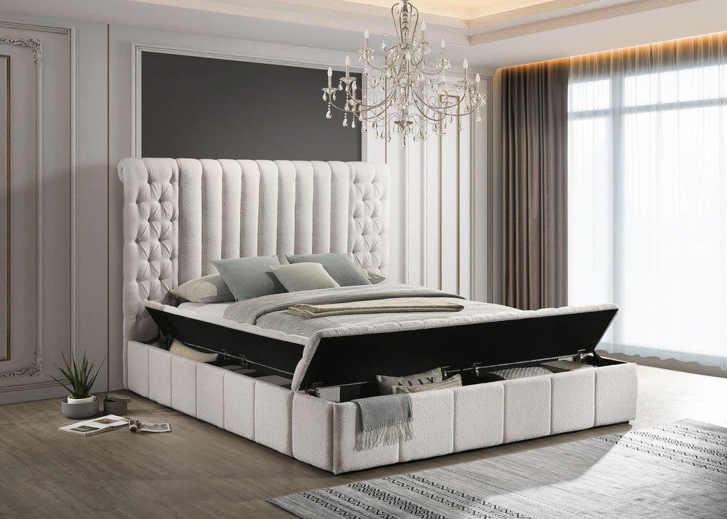 Danbury White Bed